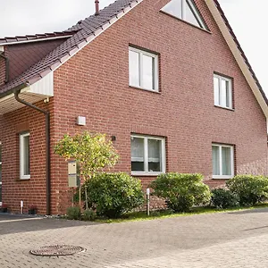 Apartment Modernes Stadthaus | Parkplatz | Wifi | Bad&dusche | Küche, Hannover